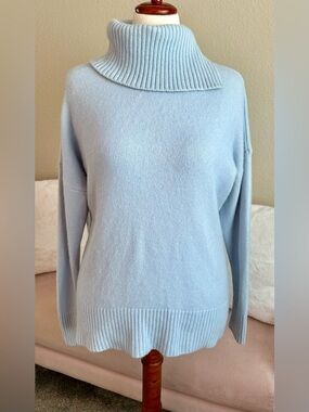 Nordstrom 100% Cashmere Sweater Powder Blue Size L Oversized Split Turtleneck